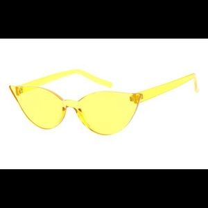 Yellow Clear Cat Eye Sunglasses. NWT!